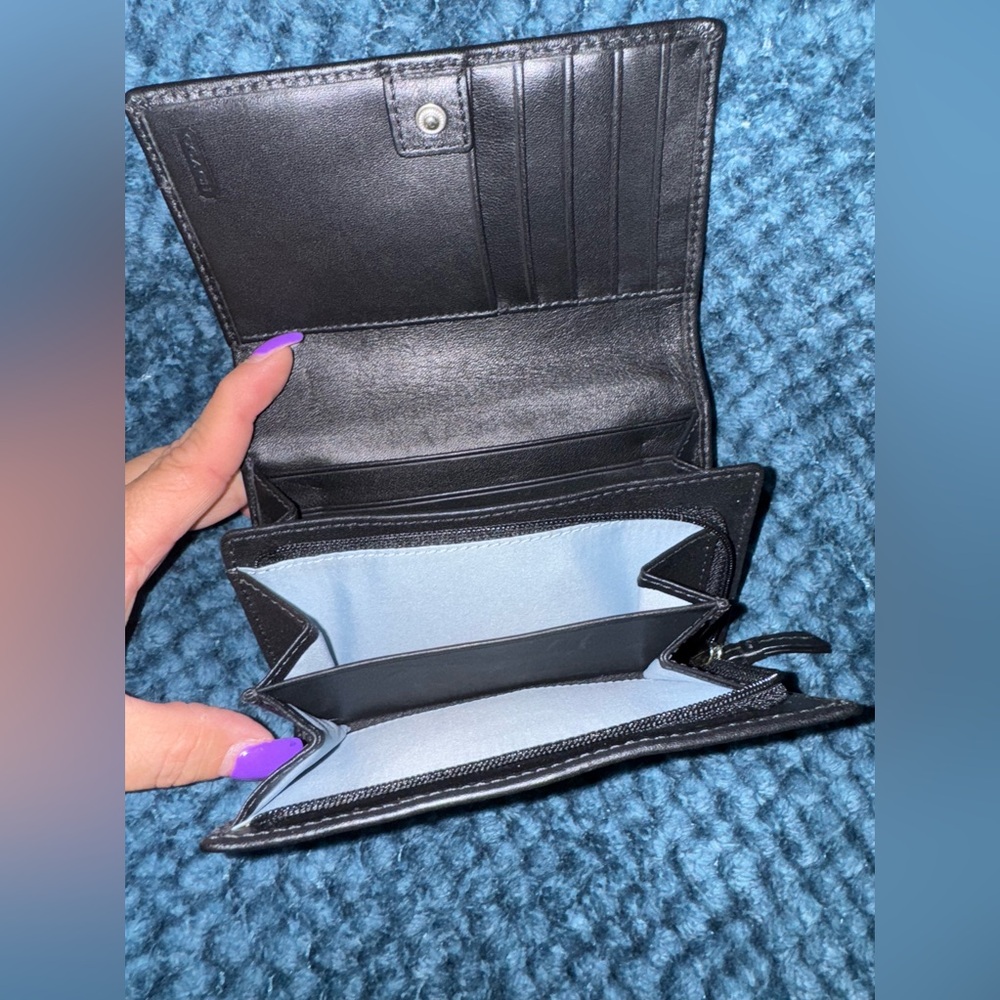 Coach Wallet - Picture 3 of 4